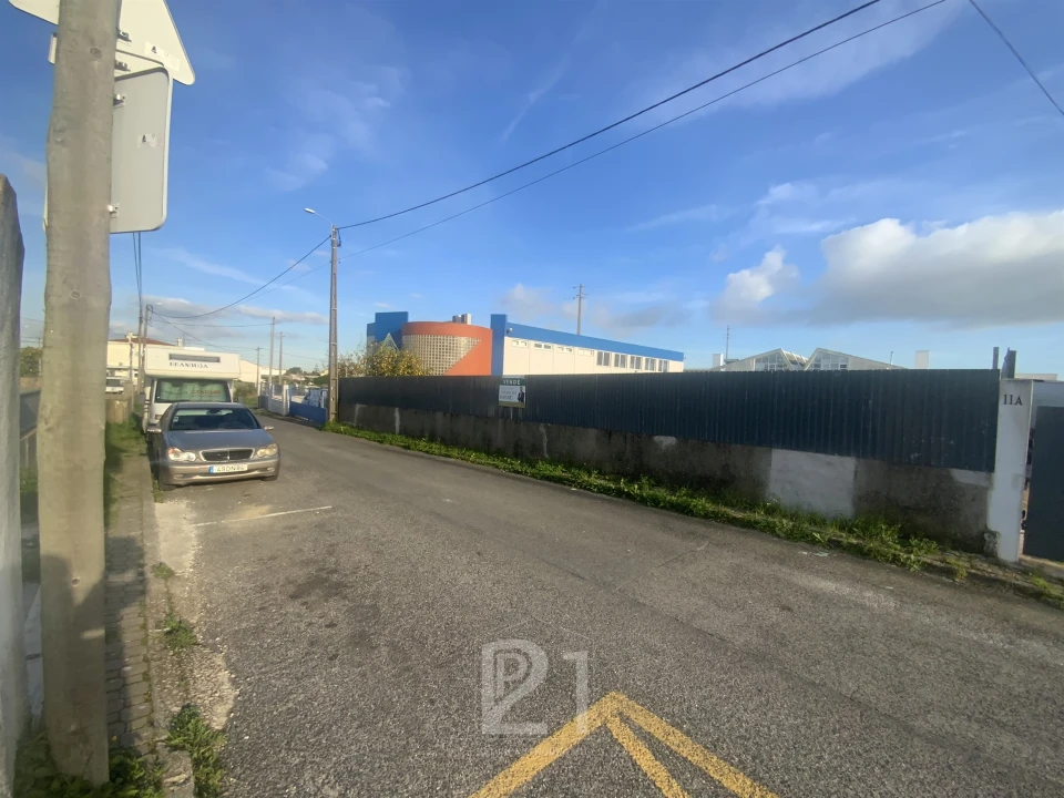 Terreno para Venda em Cacém e São Marcos Foto 13