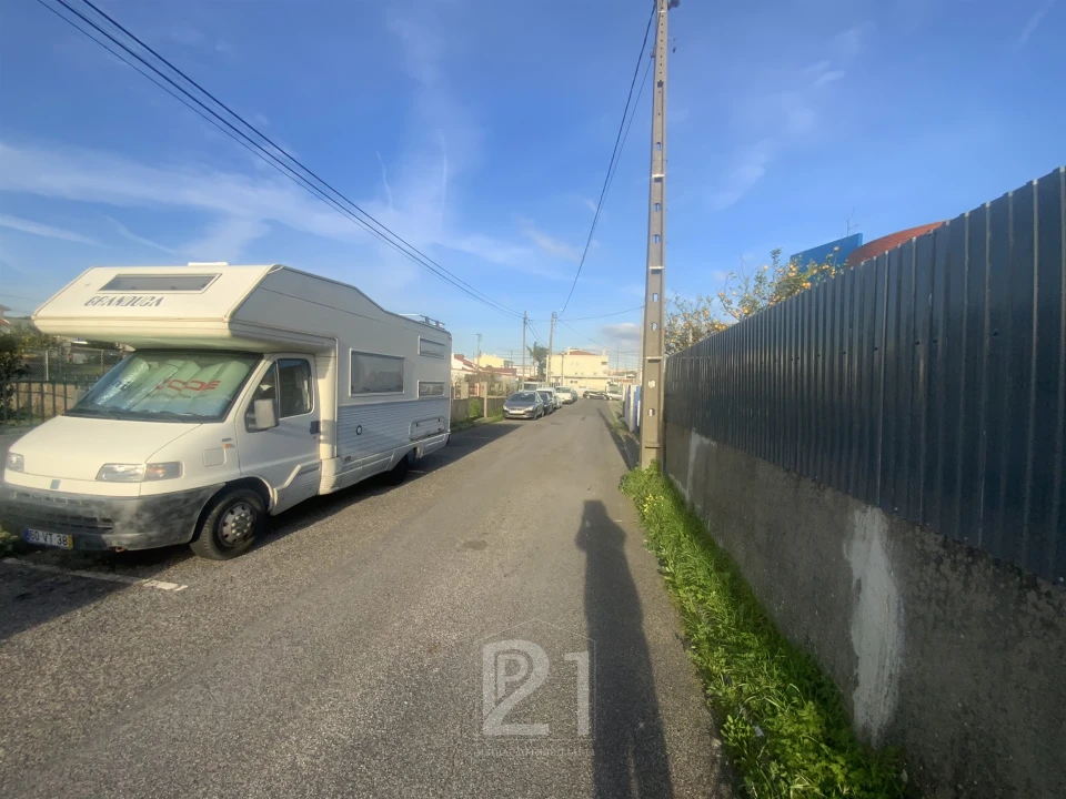 Terreno para Venda em Cacém e São Marcos Foto 14