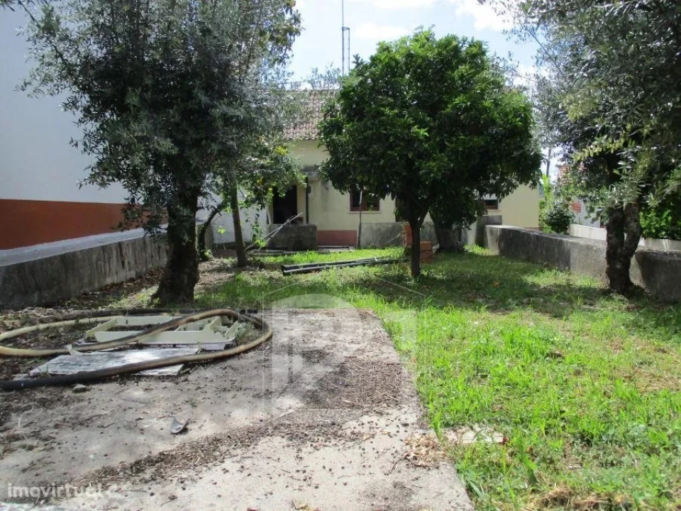 Moradia T3 para Venda em Areias e Pias Foto 24