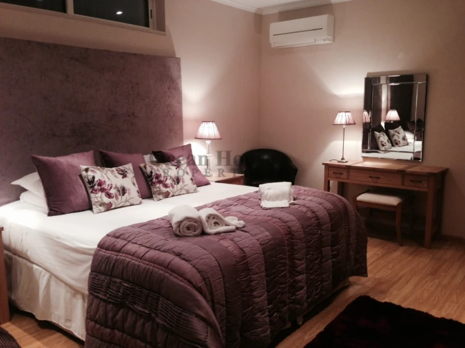 Moradia T8 para Venda em Almancil Foto 14