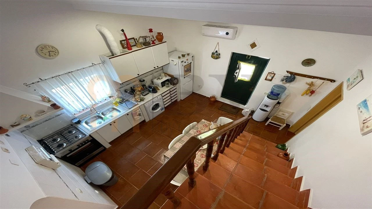 Moradia T3 para Venda em Corte do Pinto Foto 8