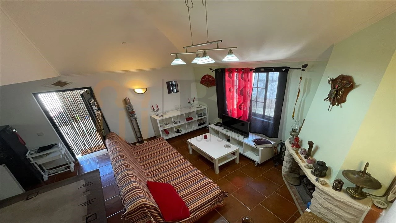 Moradia T3 para Venda em Corte do Pinto Foto 11