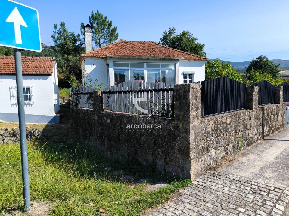 Moradia T4 para Venda em Vila Nova de Cerveira e Lovelhe Foto 3