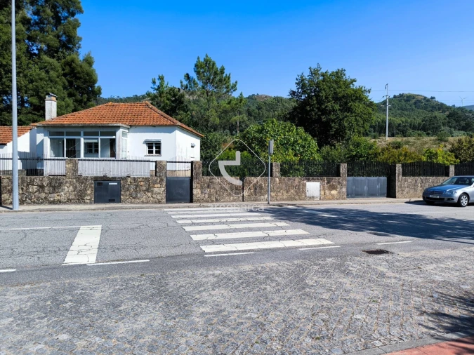 Moradia T4 para Venda em Vila Nova de Cerveira e Lovelhe Foto 13