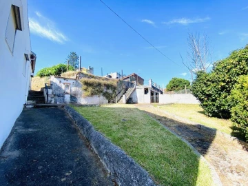 Moradia T7 para Venda em Seixas