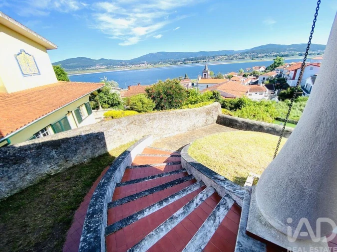 Moradia T7 para Venda em Seixas Foto 17