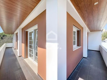 Moradia T4 para Venda em Caldas da Rainha - Santo Onofre e Serra do Bouro