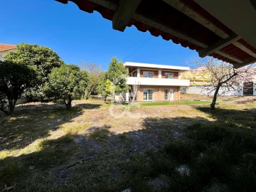 Moradia T4 para Venda em Caldas da Rainha - Santo Onofre e Serra do Bouro