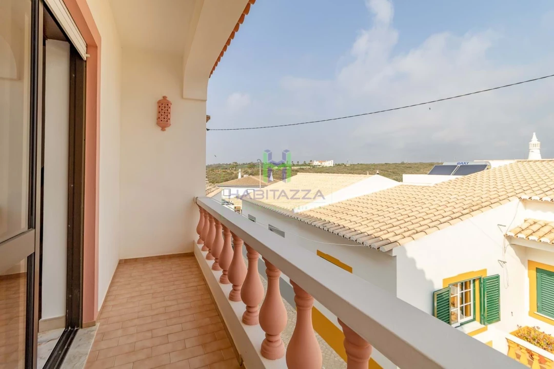 Moradia T2 para Arrendamento em Luz Foto 9