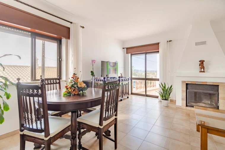 Moradia T2 para Arrendamento em Luz Foto 14