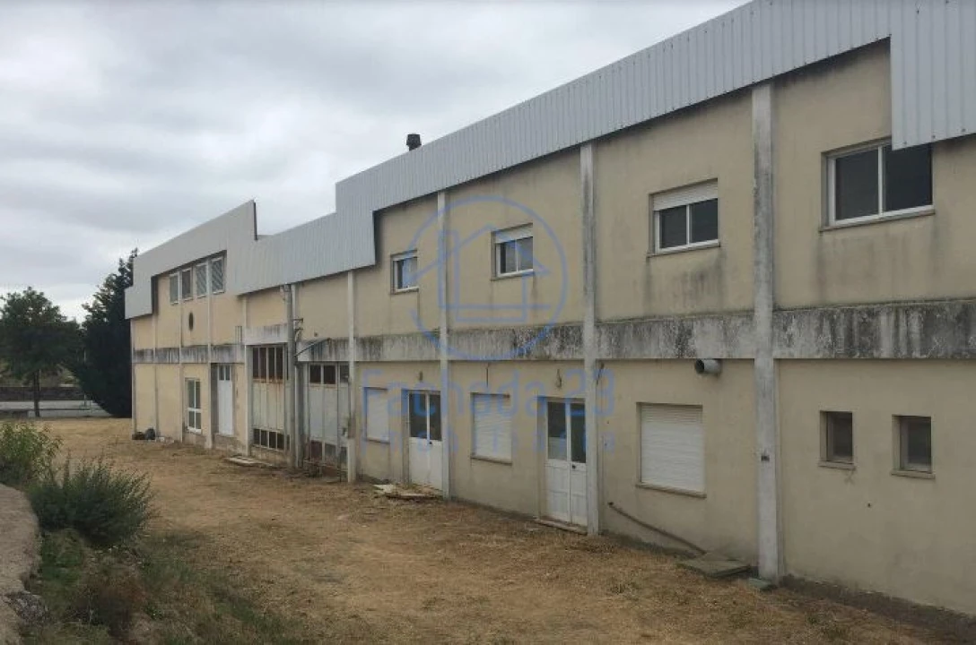 Armazém para Venda em Idanha-A-Nova e Alcafozes Foto 2