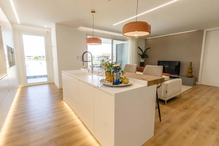 Apartamento T2 para Venda em Alverca do Ribatejo e Sobralinho Foto 3