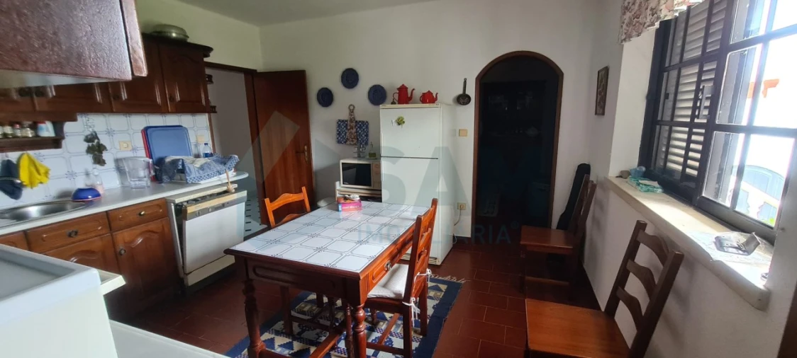 Moradia T5 para Venda em Atouguia da Baleia Foto 15