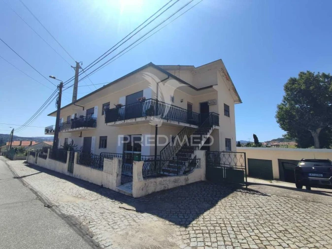 Moradia T9 para Venda em Sande (São Martinho) Foto 2