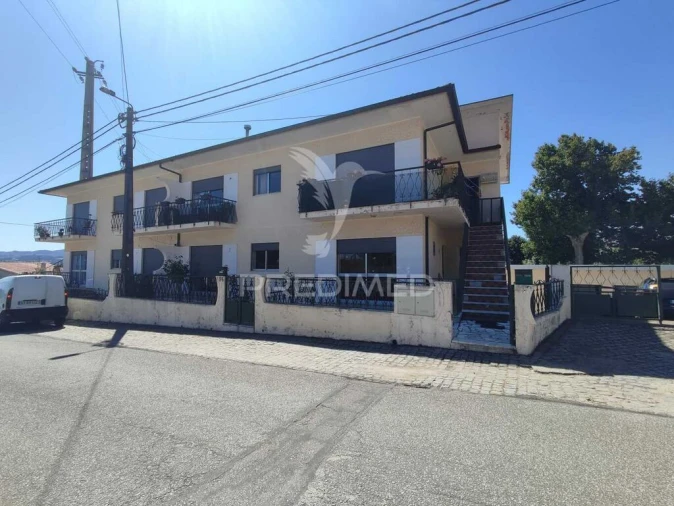 Moradia T9 para Venda em Sande (São Martinho)