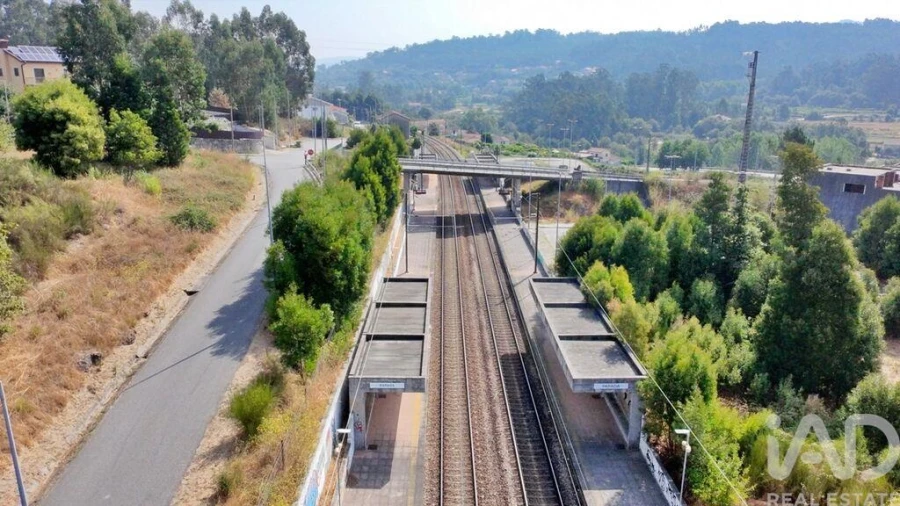 Terreno para Venda em Parada de Todeia Foto 18