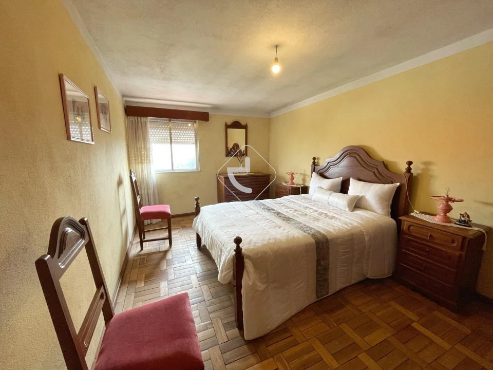 Moradia T4 para Venda em Grade e Carralcova Foto 17