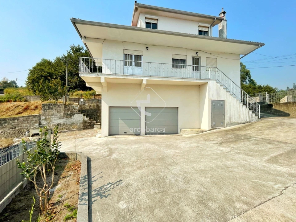 Moradia T4 para Venda em Grade e Carralcova Foto 36