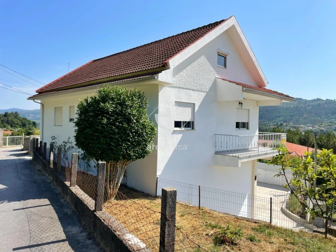 Moradia T4 para Venda em Grade e Carralcova Foto 30