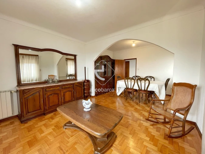 Moradia T4 para Venda em Grade e Carralcova Foto 5