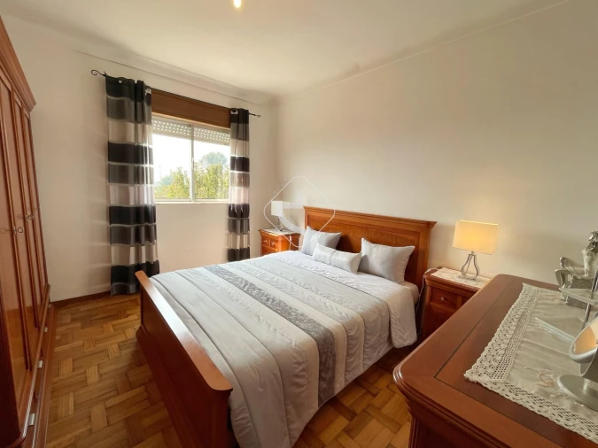 Moradia T4 para Venda em Grade e Carralcova Foto 13