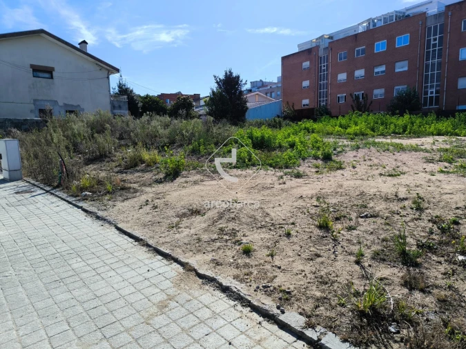 Terreno para Venda em São Mamede de Infesta e Senhora da Hora Foto 2