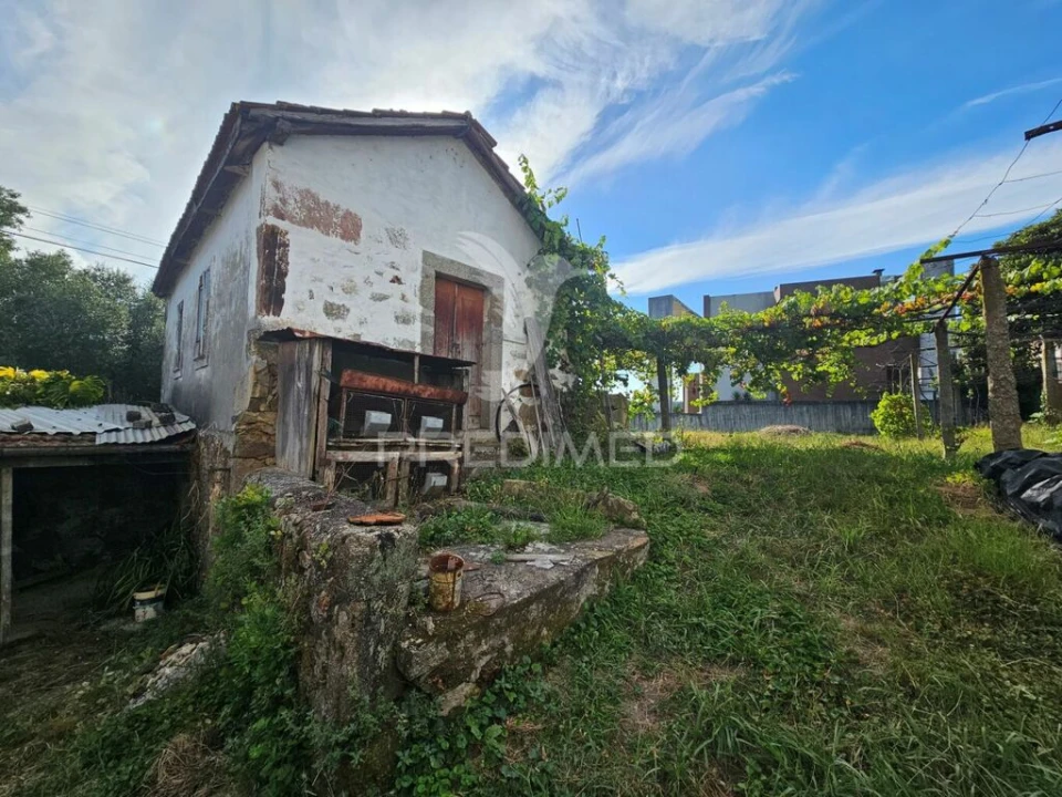 Moradia T4 para Venda em Água Longa Foto 3