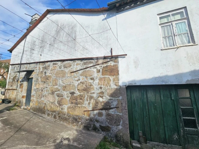 Moradia T4 para Venda em Água Longa Foto 4