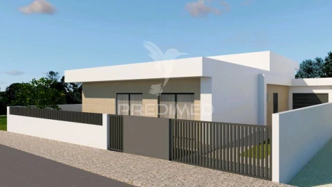Moradia T4 para Venda em Fernao Ferro