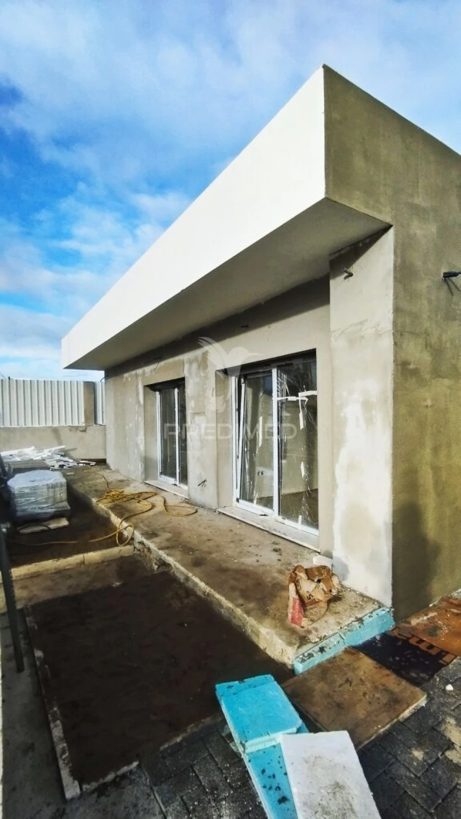 Moradia T4 para Venda em Fernao Ferro Foto 2