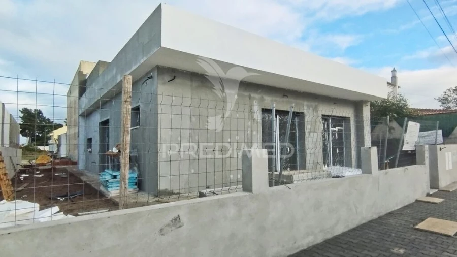 Moradia T4 para Venda em Fernao Ferro Foto 13