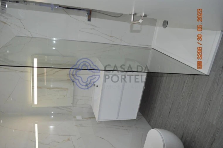 Apartamento T3 para Venda em Quelfes Foto 31