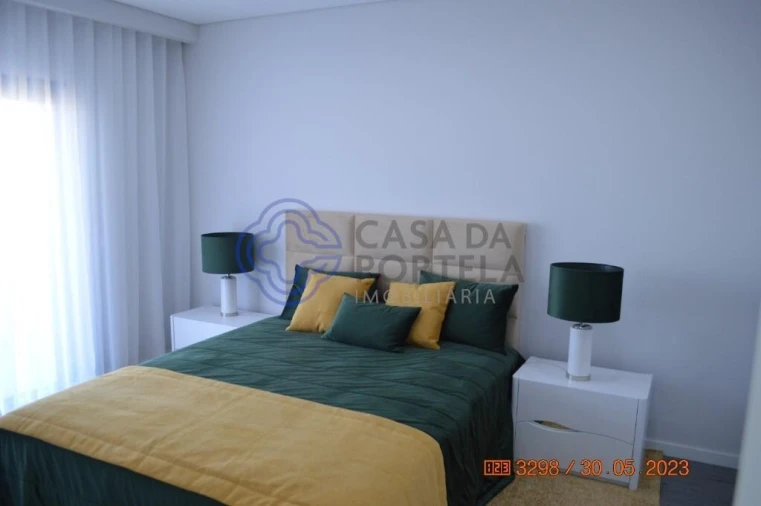 Apartamento T3 para Venda em Quelfes Foto 9