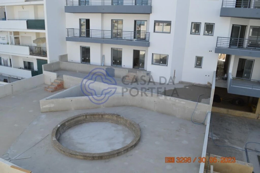 Apartamento T3 para Venda em Quelfes Foto 25