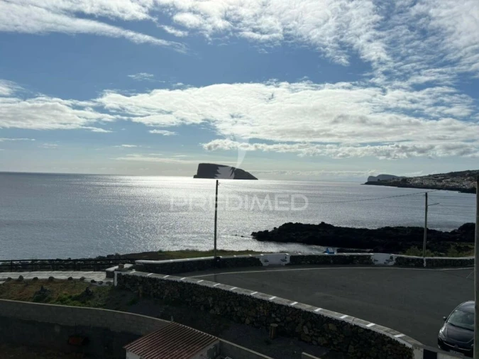 Moradia T4 para Venda em Porto Judeu Foto 11