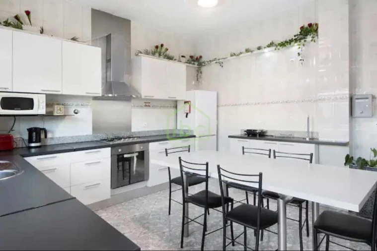 Moradia T4 para Venda em Rio Mau e Arcos Foto 18