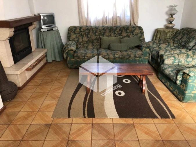 Moradia T9 para Venda em Lavos Foto 11