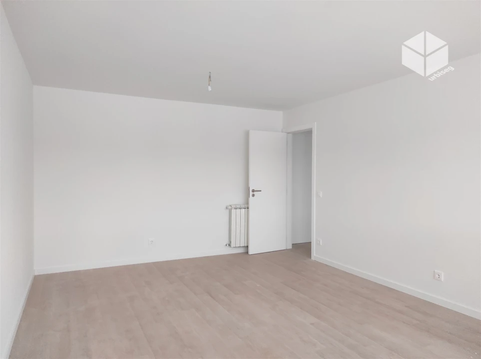 Apartamento T2 para Venda em Buarcos Foto 6