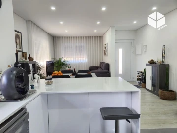 Moradia T6 para Venda em Buarcos