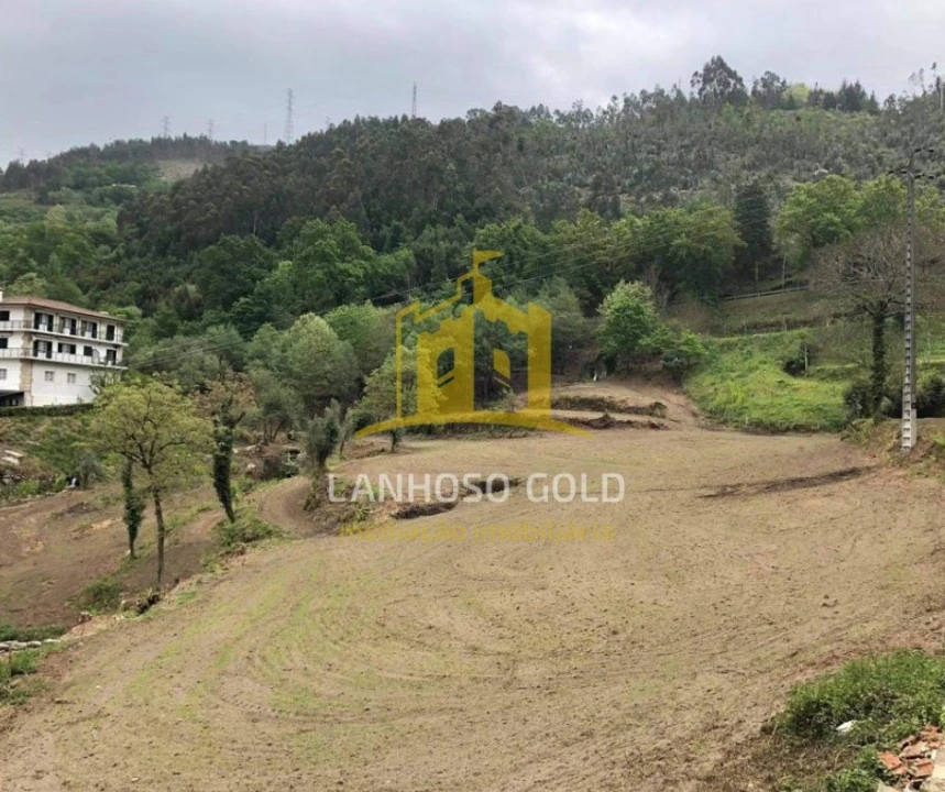 Quinta T3 para Venda em Caniçada e Soengas Foto 23