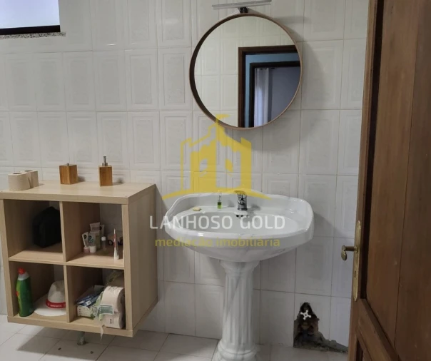 Quinta T3 para Venda em Caniçada e Soengas Foto 11