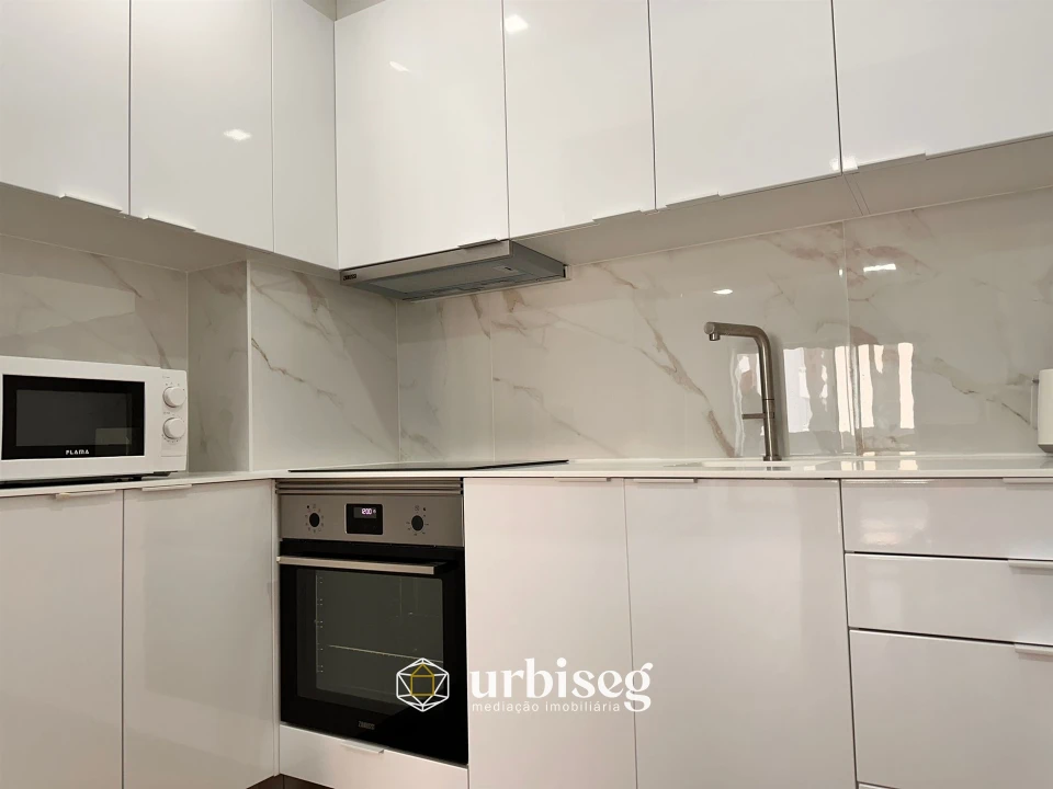 Apartamento T1 para Venda em Buarcos Foto 10