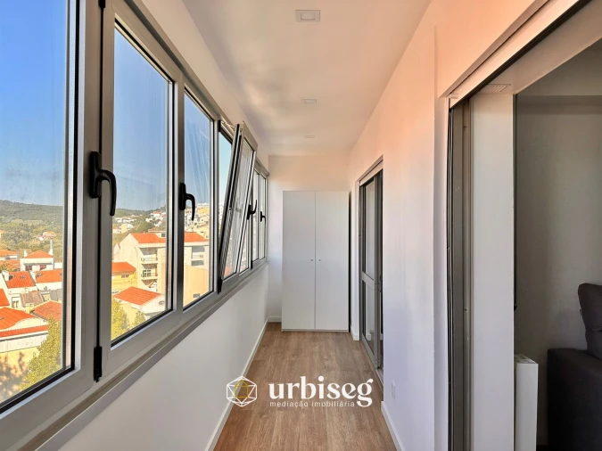 Apartamento T1 para Venda em Buarcos Foto 4