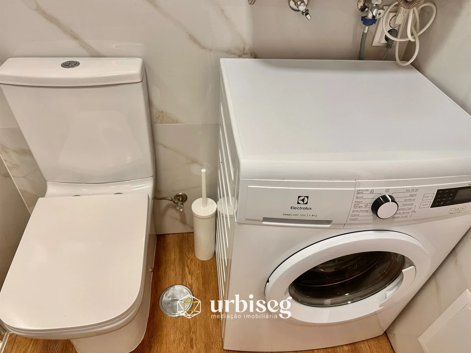 Apartamento T1 para Venda em Buarcos Foto 26