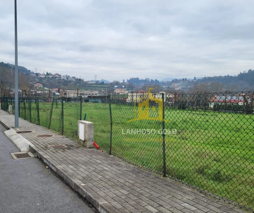 Terreno para Venda em Povoa de Lanhoso (N. Senhora do Amparo) Foto 6