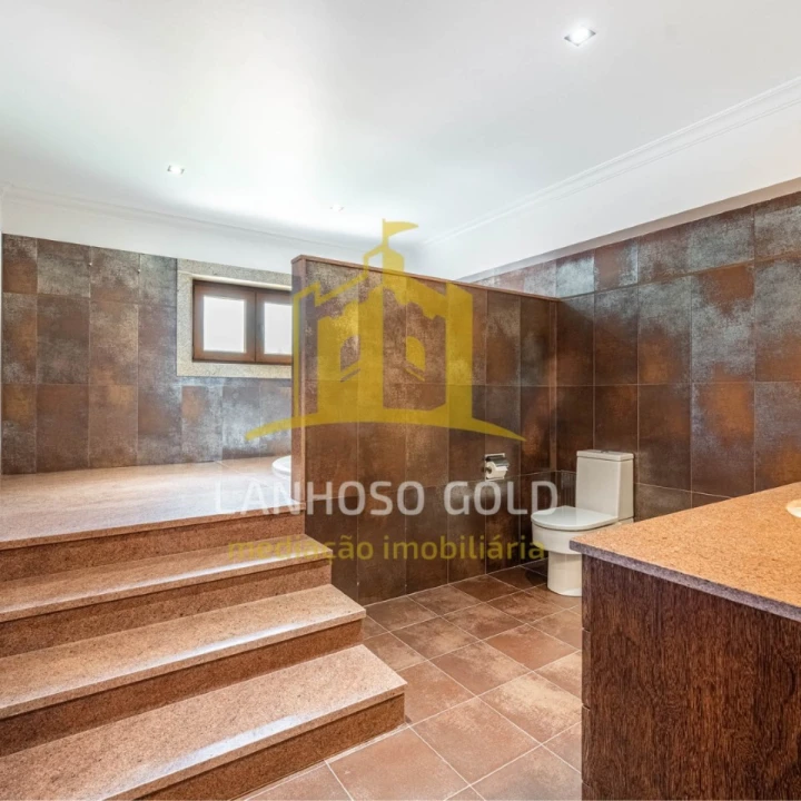 Moradia T3 para Venda em Campos e Louredo Foto 18