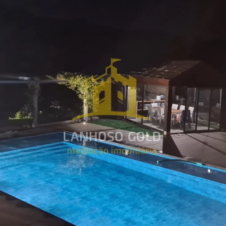 Moradia T3 para Venda em Campos e Louredo Foto 32