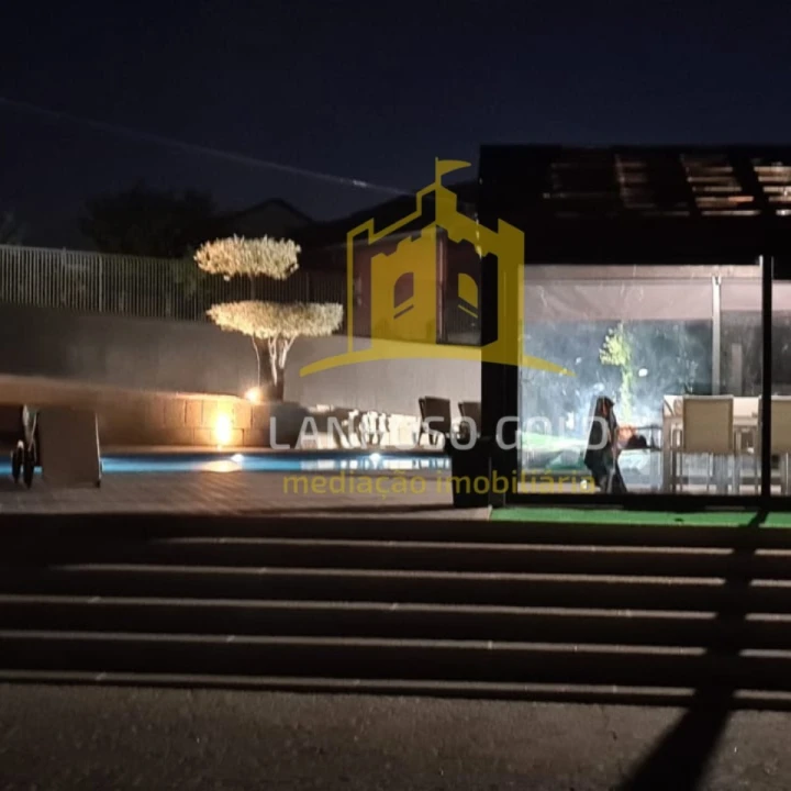 Moradia T3 para Venda em Campos e Louredo Foto 34