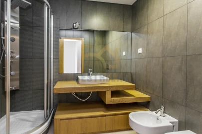 Apartamento T4 para Venda em Santa Maria e São Miguel, São Martinho, São Pedro Penaferrim