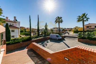 Apartamento T4 para Venda em Santa Maria e São Miguel, São Martinho, São Pedro Penaferrim